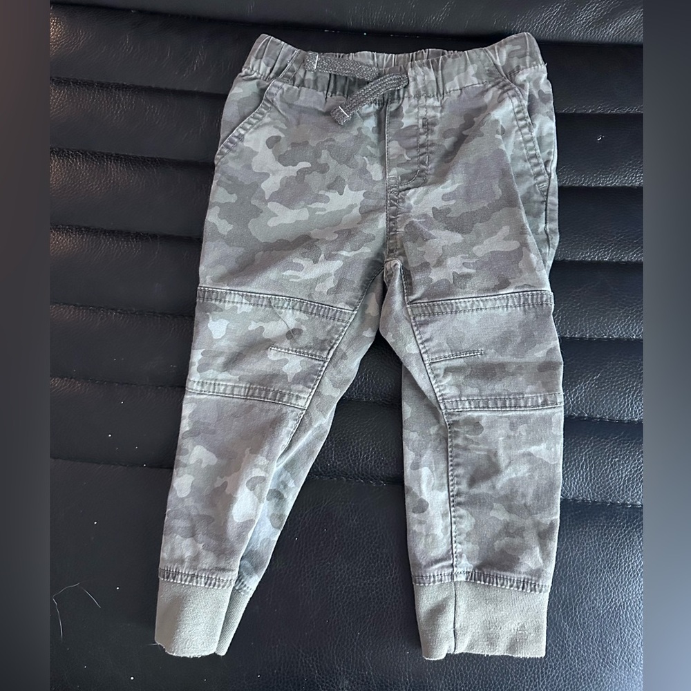 Cat & Jack Gray Camouflage Joggers